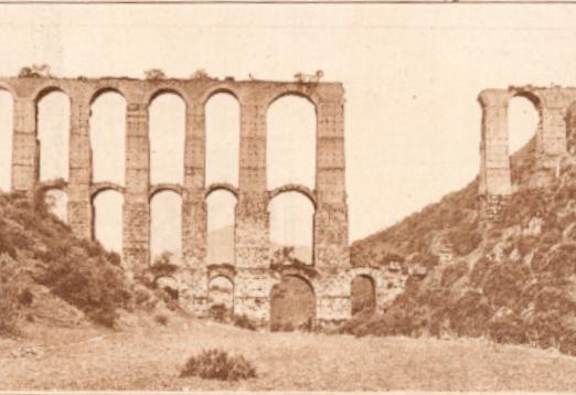 Cherchell - Aqueduc romain Cherchell - Aqueduc romain