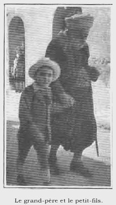 Le grand-père et le petit-fils.