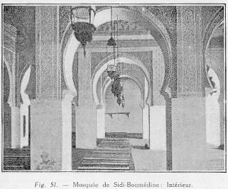 Fig. 51. - Mosquée de Sidi-Boumédine : Intérieur.