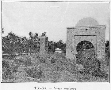 TLEMCEN. - Vieux tombeau